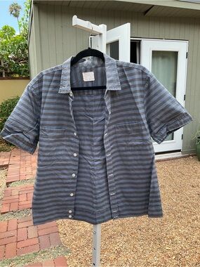 Band Of Outsiders Blue and Gray Striped Short-Sleeve Button-Down Shirt